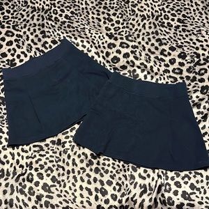 Set of 2 navy blue skirts size 5T